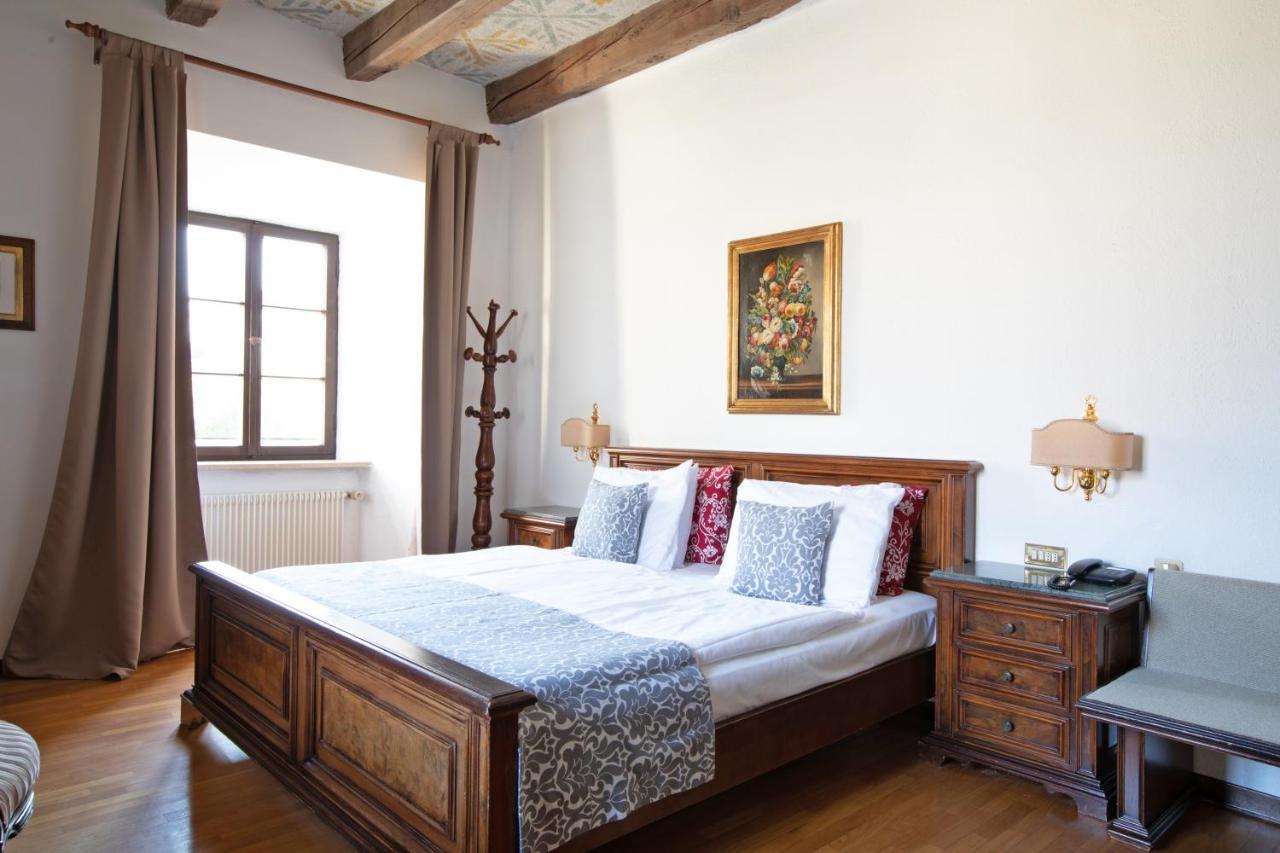 Hotel Castel Rundegg (Adults Only) Merano Exterior foto
